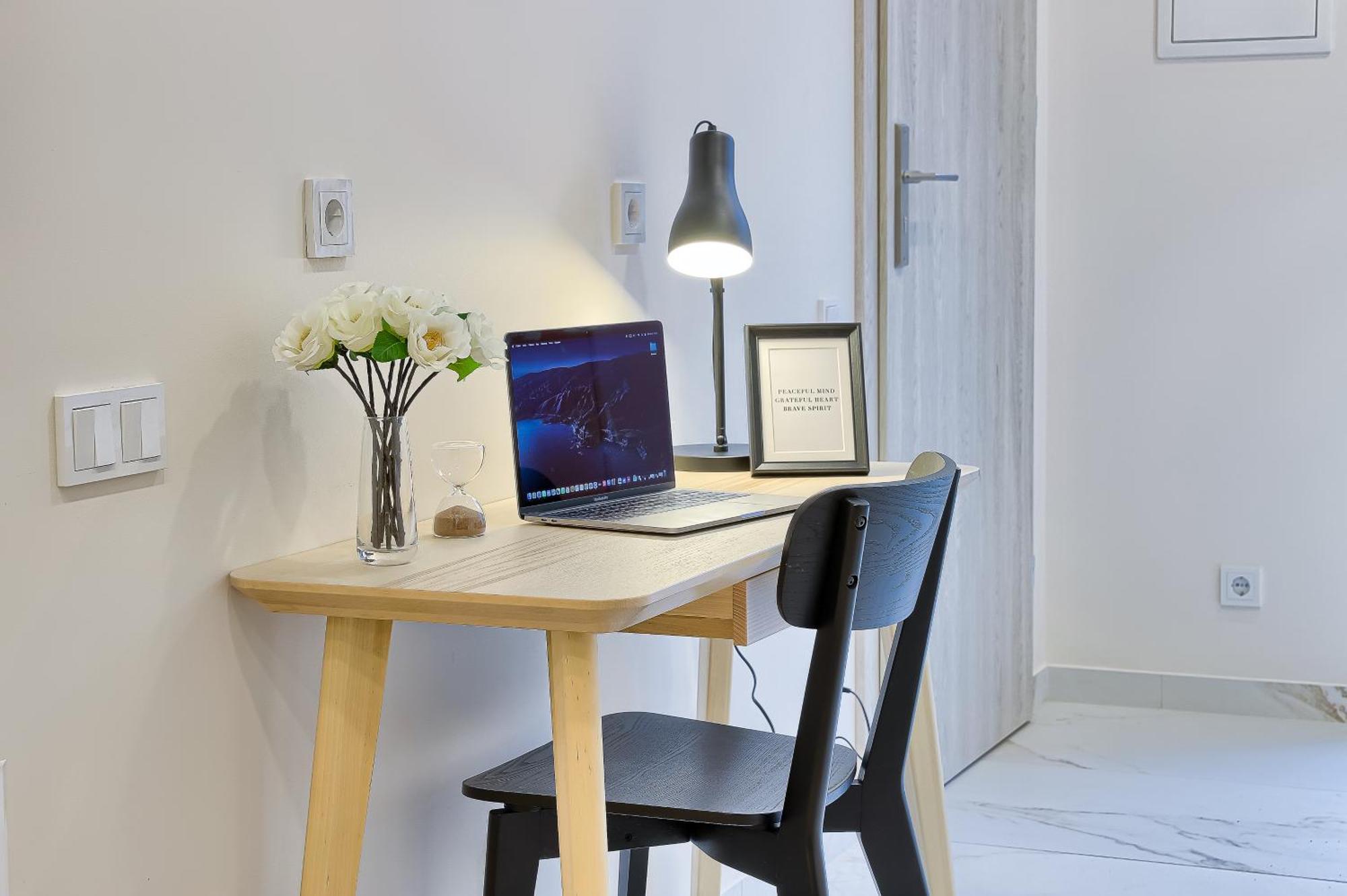 Business-Class Apartments 1 X Free Parking X Self Check In 24X7 Vilnius Exterior photo